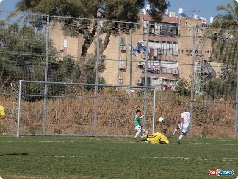 גארבג'-טיים. כוכבי כובש את הרביעי (אלון יהודיוף)