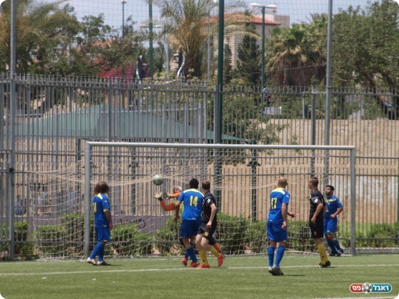 ינסה לשבור שיא. חייק בפעולה (אלון יהודיוף)