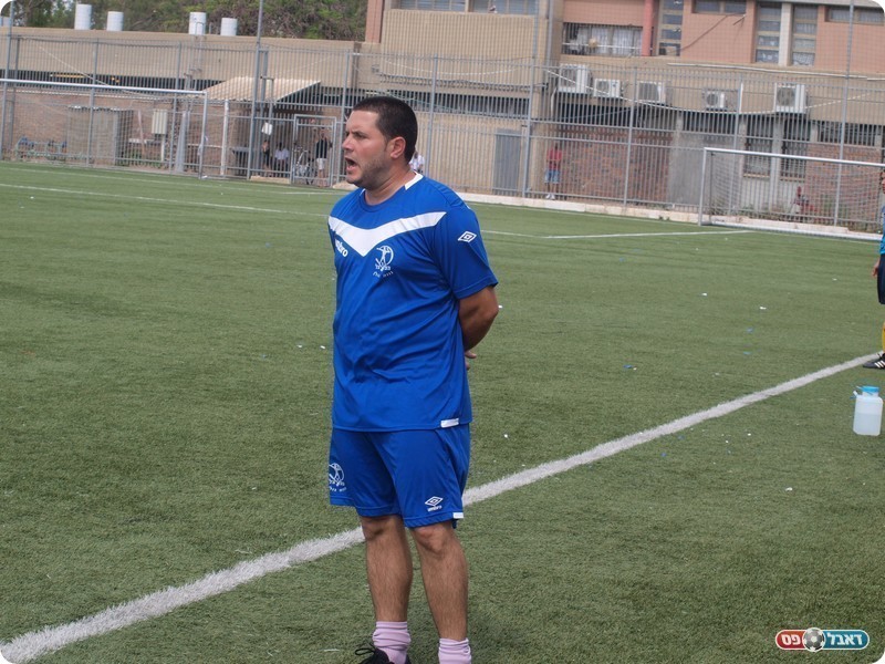 מקווה לעלות ליגה. גולן שאול (אלון יהודיוף)