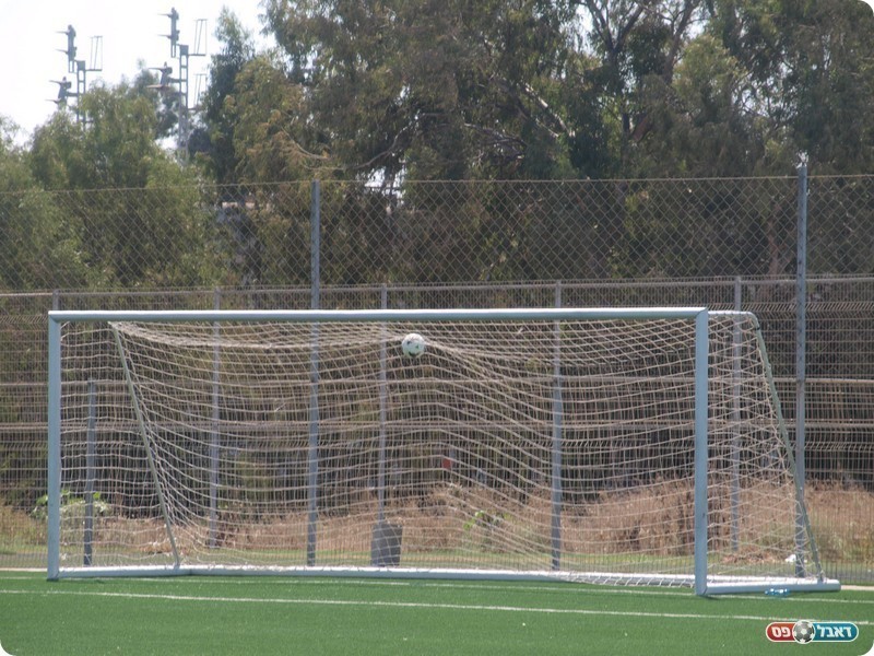 הראשון. הכדור של מוסאי ברשת (אלון יהודיוף)