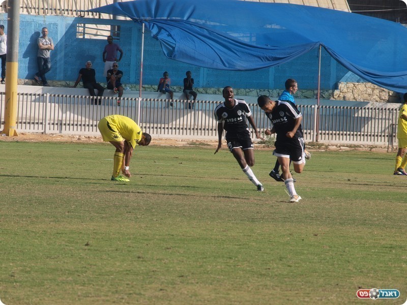 חילוף מנצח. סנקר חוגג