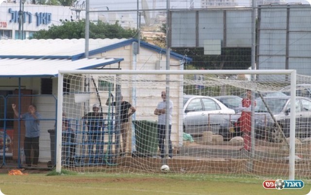 תתפלאו, אבל הכדור הזה בחוץ.