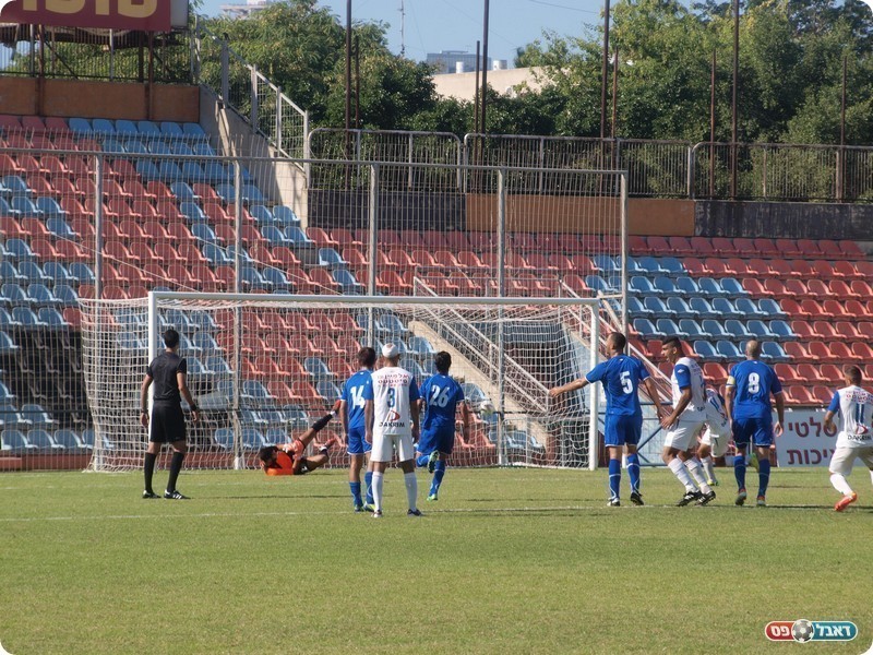 עשהאל נכנע לפנדל של אסור