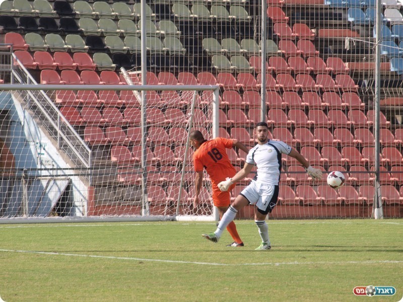 השער שלב אחר שלב. פישמן מקדים את קרגולה (אלון יהודיוף)