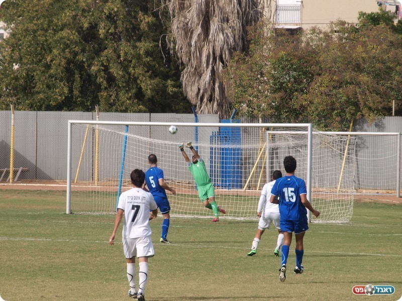 ניסיון ראשון. בן דוד עוצר את ביטון (אלון יהודיוף)