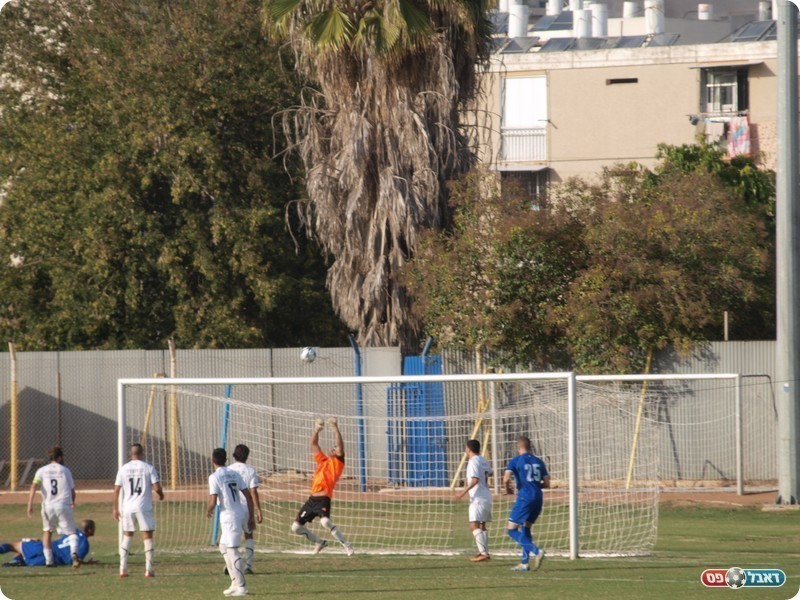 עזרא נהדף ע"י רז (אלון יהודיוף)