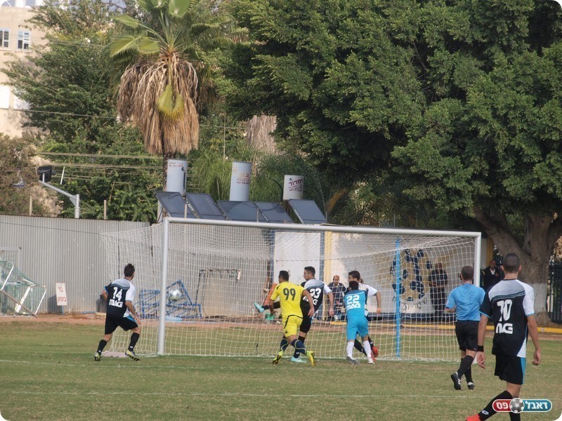 הראשון ברשת (אלון יהודיוף)