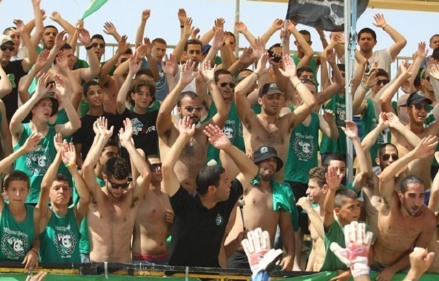 לתת לקהל לשמוח. אוהדי חיפה (חאדר אניס)