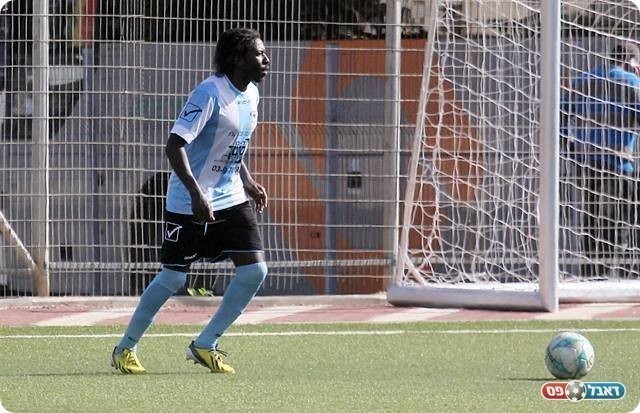 עדיין משחק. ראמי עאמר (לירן דורף)