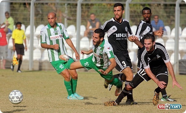 זלייט מרחף מול הגנת מחנה (לירן דורף)