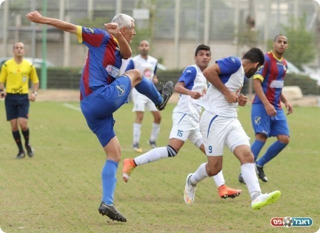 ידע ימים יפים. מגמדוב מפגיז את חליפה (קובי רוזן)