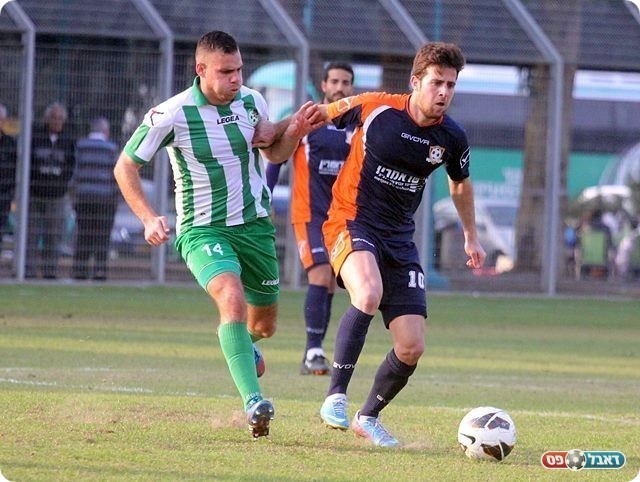 לייבה וסלוניקי במאבק