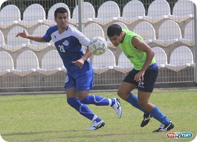 ליפו חסר מחץ. חן מלכה נכנע לדניאל ביטון (צילום: לירן דורף)