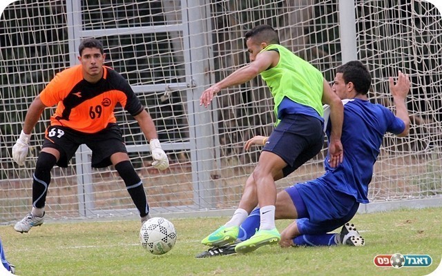 פנדל גבולי. מתנה ומחג'נה (צילום: לירן דורף)