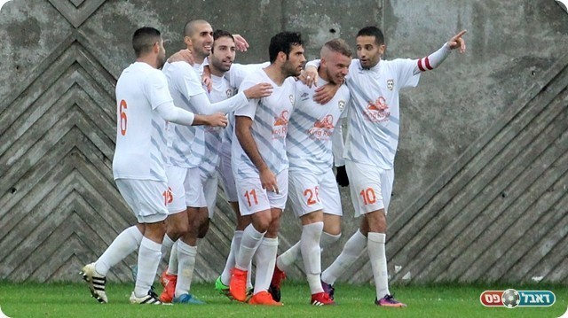 החגיגות לאחר השער הרביעי (לירן דורף)