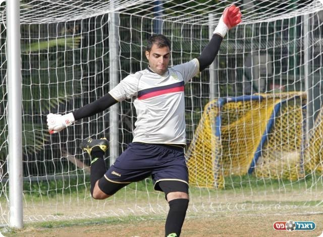 שיחק כחלוץ. כהן צדק (קובי רוזן)