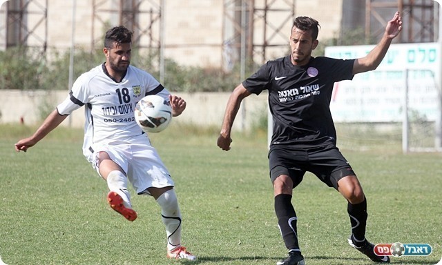 אלון מנסה להסתדר עם גנון, אזור שיחקה נכון מול כפר סבא (לירן דורף)