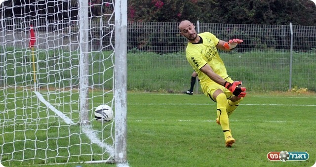 למל נכנע (לירן דורף)