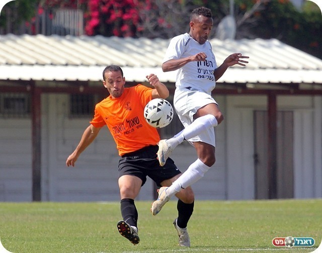 יצטרך להביא את הברק. איילה (צילום: לירן דורף)