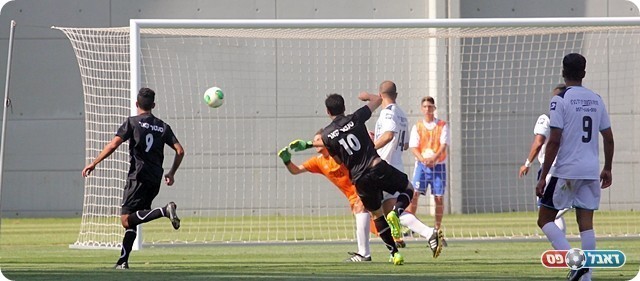 סגל מפגיז את הקורה (לירן דורף)