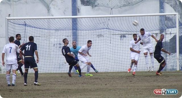 הכדור בילה הרבה באוויר