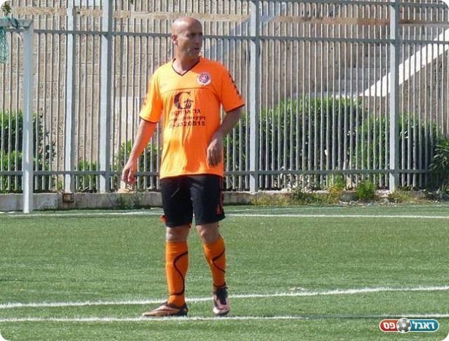 עשה כל העולה על רוחו במגרש. דיין (אלי שמואלי)