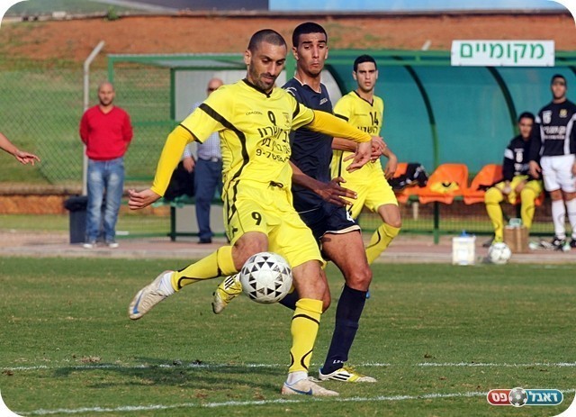 אלעד כהן, הברומטר של כפר סבא (לירן דורף)