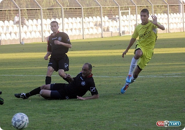 ערוסי כובש את השלישי (לירן דורף)