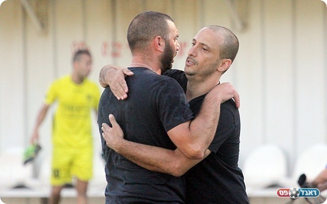 שני המאמנים ברקול וטל לוי בסיום (לירן דורף)