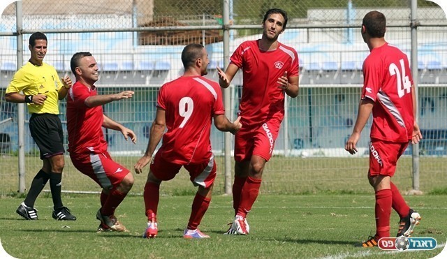 שבא לברך את המבשל, וקנים (צילום: לירן דורף)