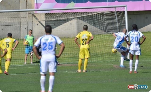 שער מצמק משום מקום פליקר כובש (ולדי מויסייב)