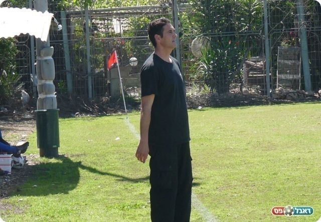 היה חייב ניצחון. מאמן בית דגן, רון נחמן (צילום: אלי שמואלי)