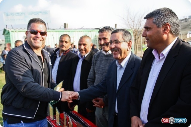 וגם מיודענו, רז זהבי (צילום: אנס אבודעבס)