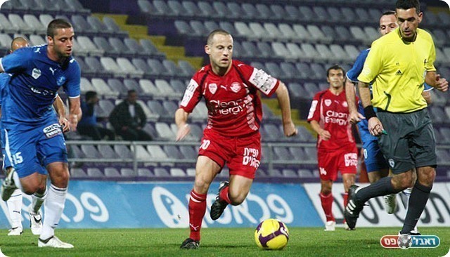 עומר בוקנבוים. ממשיך להוביל את הקבוצה (צילום: וואלה ספורט)