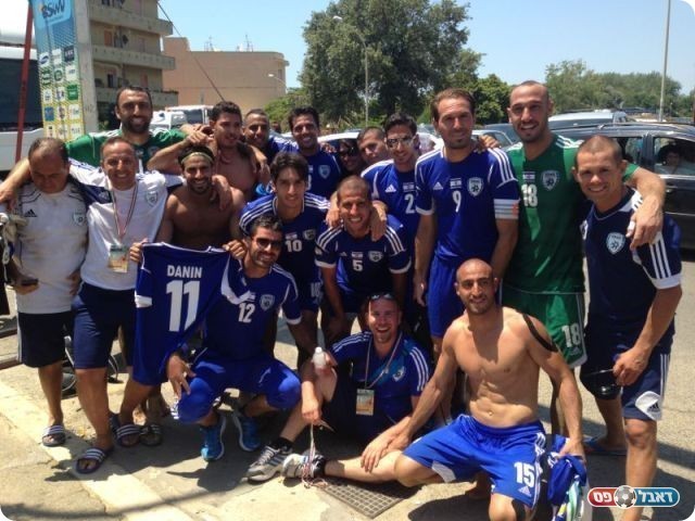 נבחרת ישראל בסיום המשחק היום.