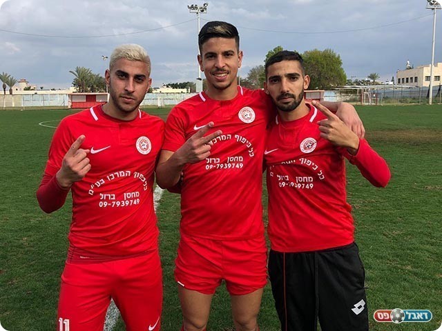 כובשי השערים לטירה (נזיה סולטאן)