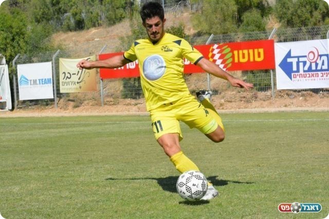 ,תודה לקהל שבא לתמוך". עובדיה (צילום: ולדי מויסייב)