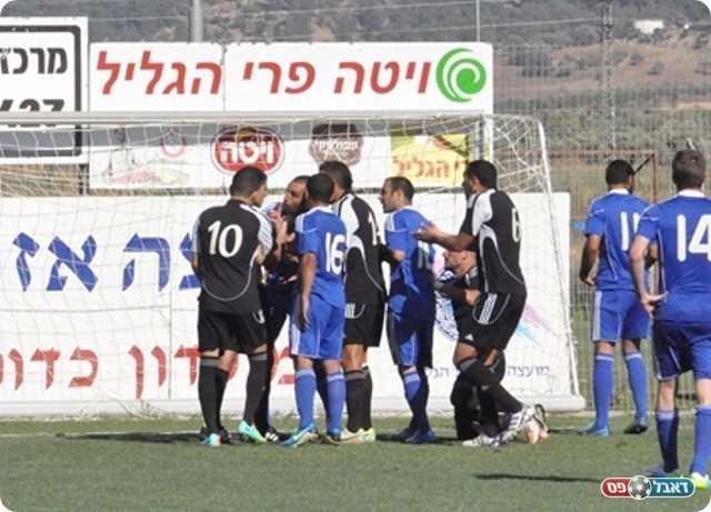 אדו או צהוב? סוויסה מנסה לשכנע את שבתאי (חאדר אניס)