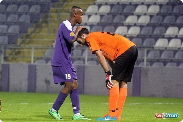 טזזו מנחם את זלמנוביץ', משחק רע לשוער הכח (לירן דורף)