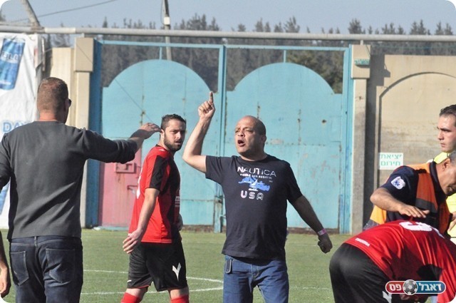 ואנשי באקה כועסים (צילום: חאדר אניס)