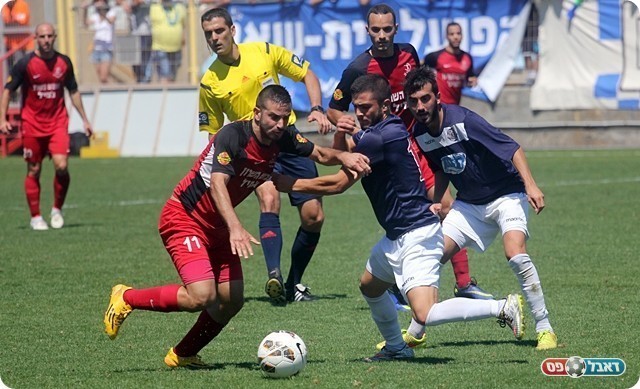 סבג מנסה לעבור את איבגי (לירן דורף)