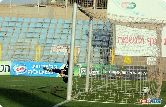 שקל נכנע לכדור החופשי של פושה (לירן דורף)