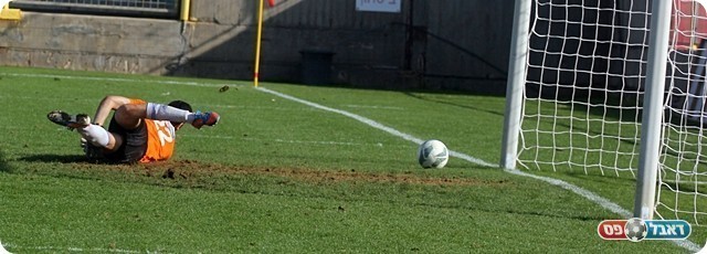 דאהר נכנע לבעיטה של זיאדה, 1:1 