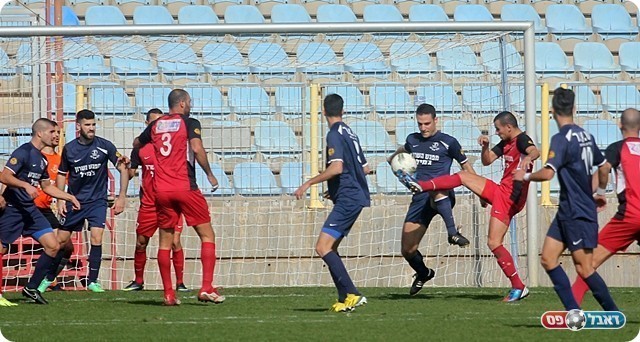אלגרבלי מחמיץ מצב קורץ בפתיחה (לירן דורף)