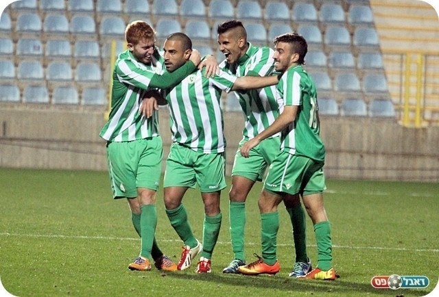 וחוגג (צילום: לירו דורף)