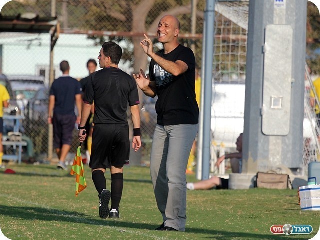 מוקף בהרבה שמות. אביטן (צילום: לירן דורף)