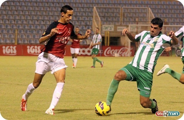 דלייה והתותחים. בן מוחא מתקל את בוארון (צילום: לירן דורף)