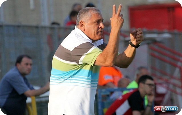 חילופים שהוציאו את חדרה מהמשחק. ואהב (צילום: לירן דורף)