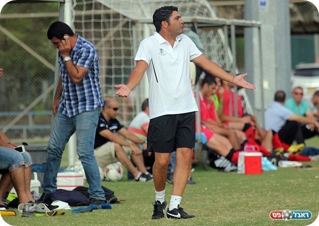 רואים את טביעת האצבע. טיאר (צילום: לירן דורף)