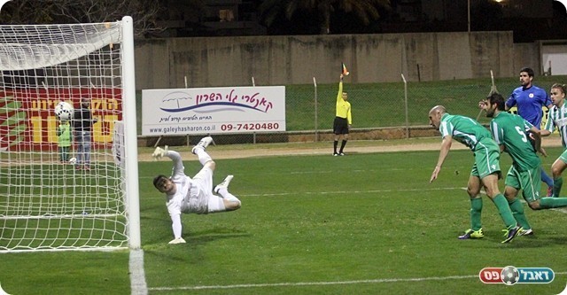 סיימון וניסים כובשים בנבדל (צילום: לירן דורף)